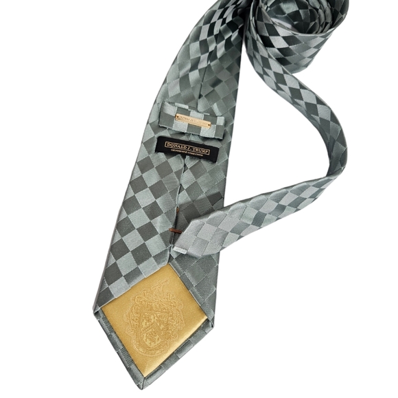 DONALD J. TRUMP XL Green Geometric Silk DESIGNER Tie HANDMADE - Picture 2 of 4